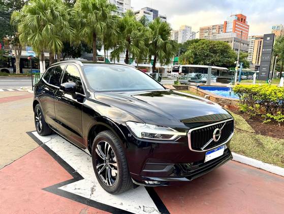 VOLVO XC60 2.0 D5 DIESEL MOMENTUM AWD GEARTRONIC VOLVO XC60 2.0 D5 DIESEL MOMENTUM AWD GEARTRONIC